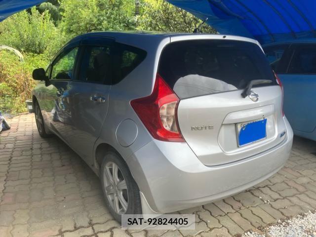 Nissan NOTE 2012-09 8628203-3
