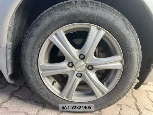 Nissan NOTE 2012-09 8628203-5