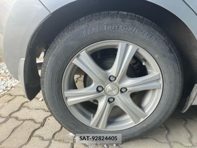 Nissan NOTE 2012-09 8628203-7