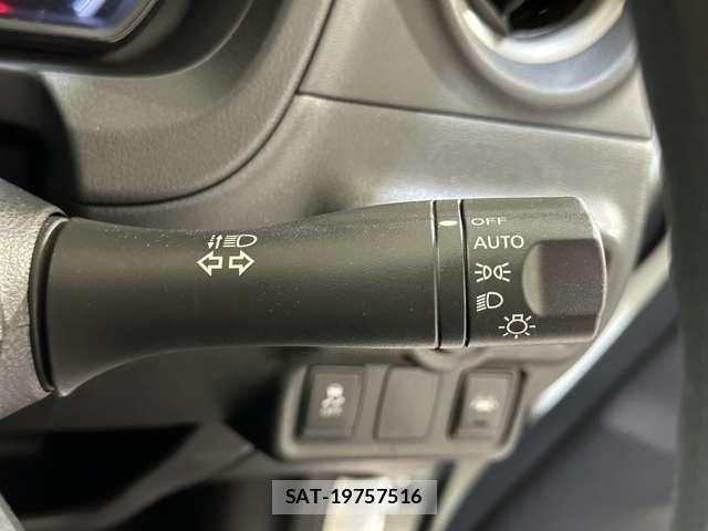 Nissan NOTE 2016-08 8628186-11
