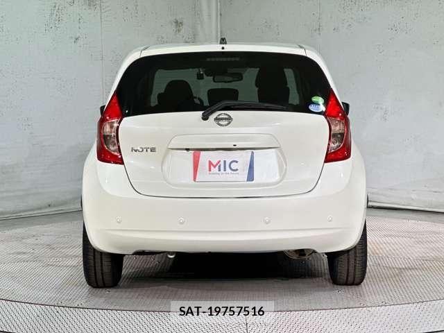 Nissan NOTE 2016-08 8628186-6