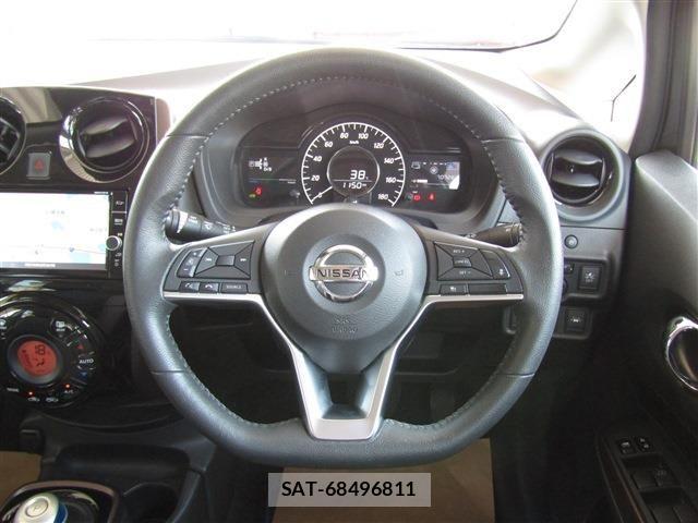 Nissan NOTE 2017-10 8628180-10