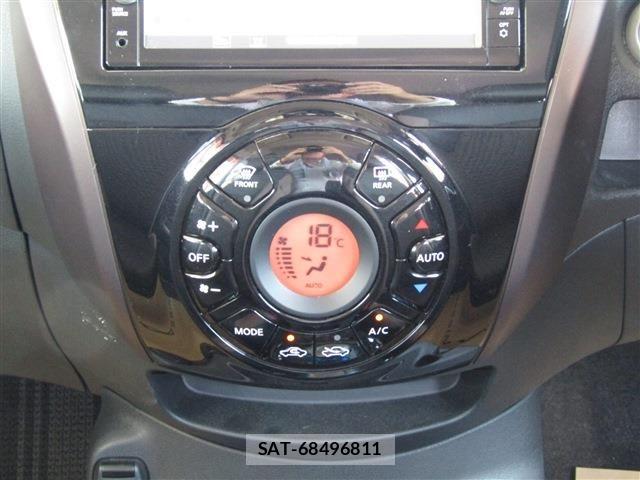 Nissan NOTE 2017-10 8628180-13
