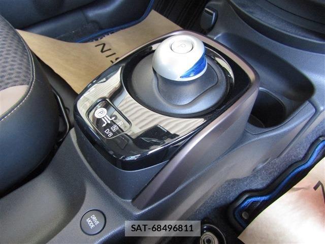 Nissan NOTE 2017-10 8628180-14