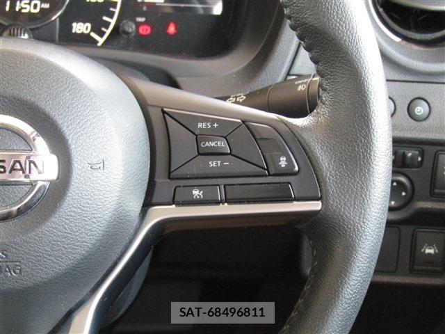 Nissan NOTE 2017-10 8628180-4