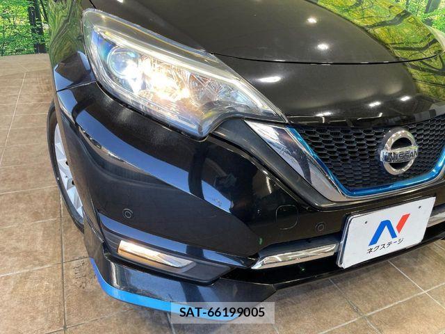Nissan NOTE 2016-11 8628176-11