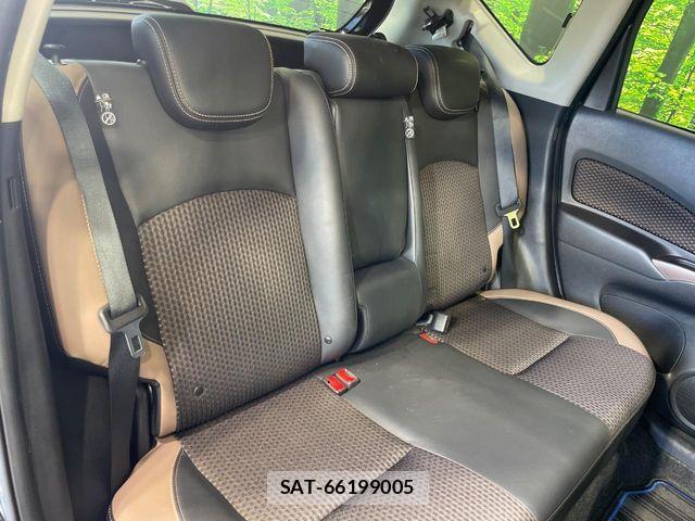 Nissan NOTE 2016-11 8628176-8