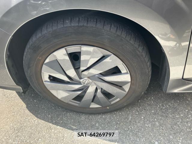 Nissan NOTE 2021-11 8628165-9