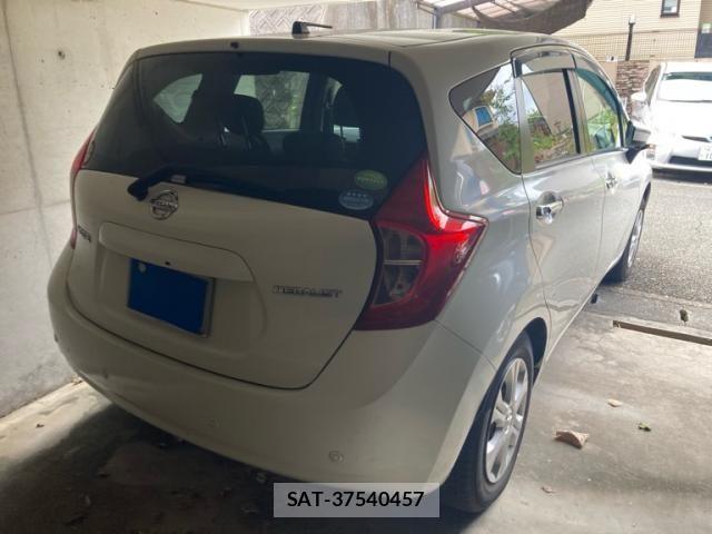 Nissan NOTE 2015-11 8628193-3