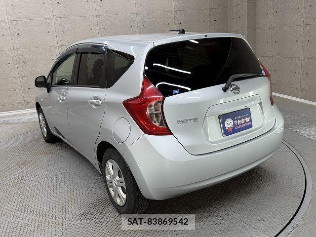 Nissan NOTE 2014-06 8628194-2