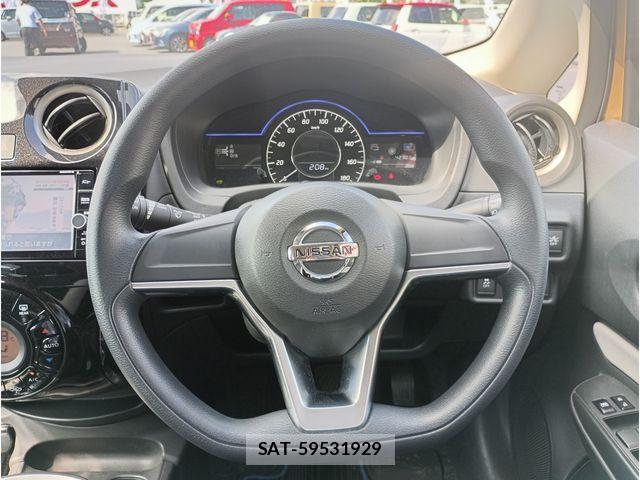 Nissan NOTE 2018-03 8628188-15