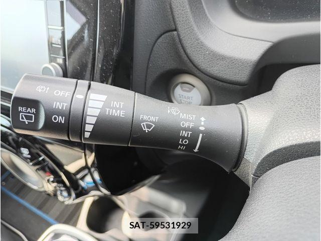 Nissan NOTE 2018-03 8628188-17