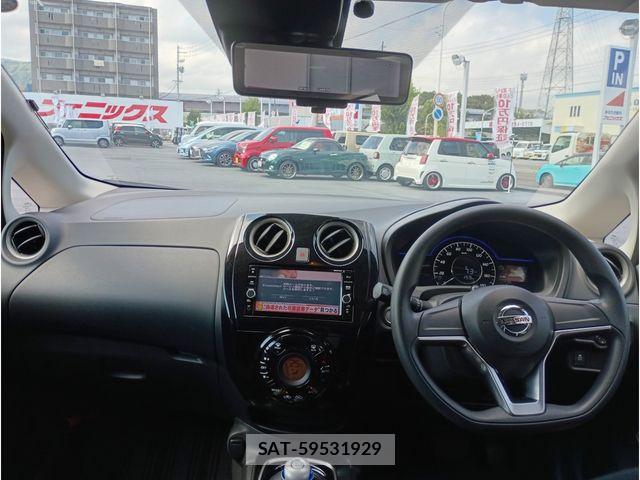 Nissan NOTE 2018-03 8628188-1