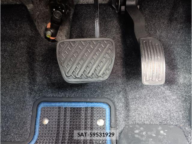 Nissan NOTE 2018-03 8628188-22