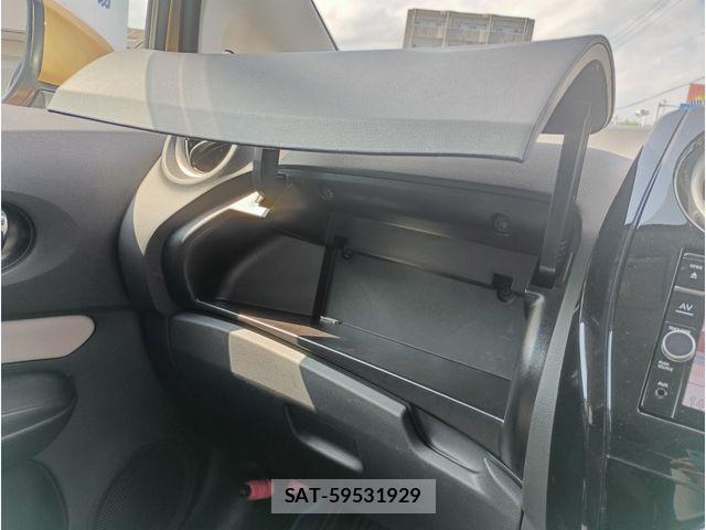Nissan NOTE 2018-03 8628188-7