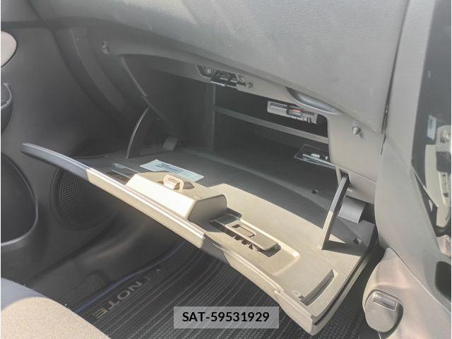 Nissan NOTE 2018-03 8628188-8