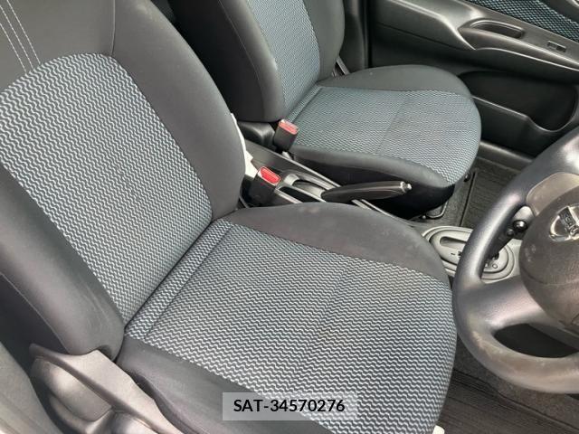 Nissan NOTE 2013-02 8628202-9