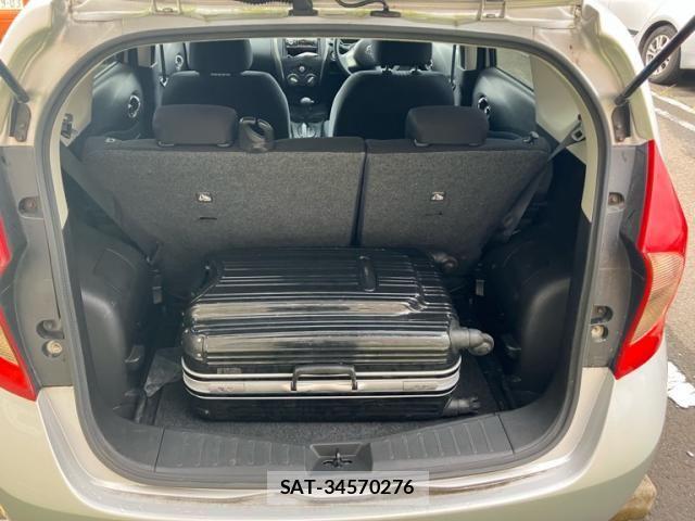 Nissan NOTE 2013-02 8628202-16