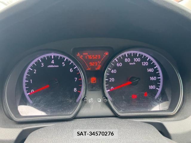 Nissan NOTE 2013-02 8628202-20