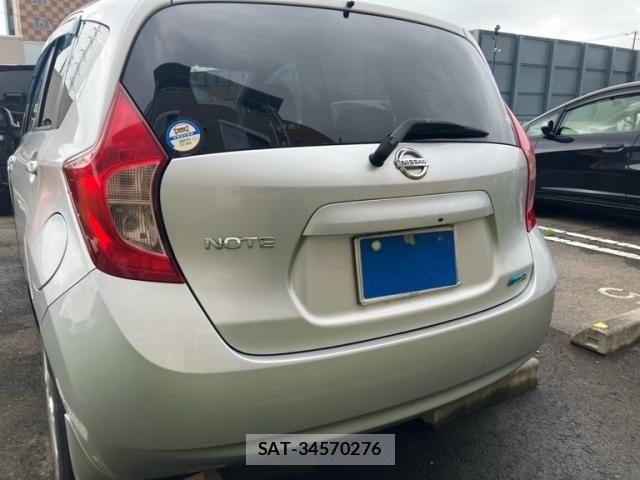 Nissan NOTE 2013-02 8628202-4