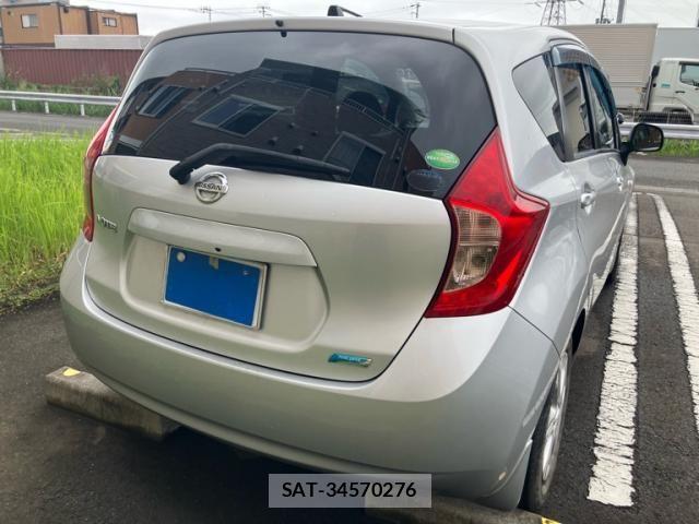 Nissan NOTE 2013-02 8628202-5