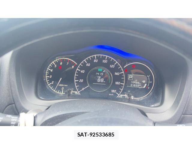 Nissan NOTE 2013-06 8628196-9