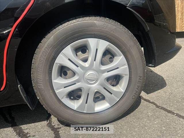 Nissan NOTE 2019-02 8666678-24
