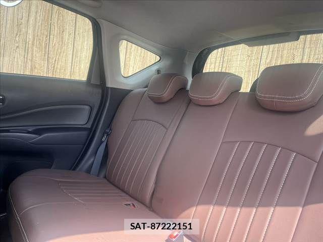 Nissan NOTE 2019-02 8666678-29