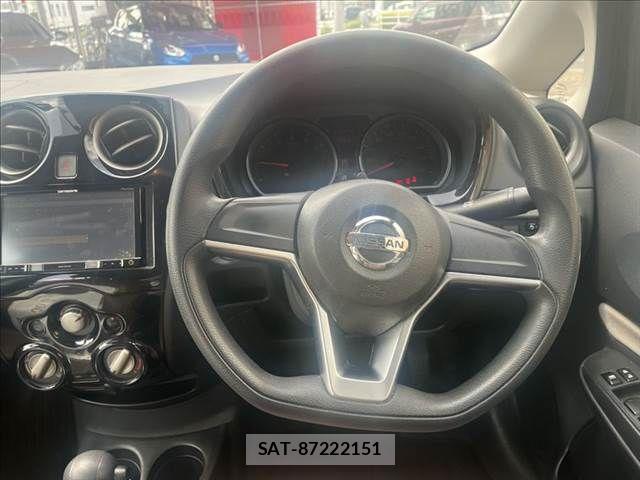 Nissan NOTE 2019-02 8666678-6