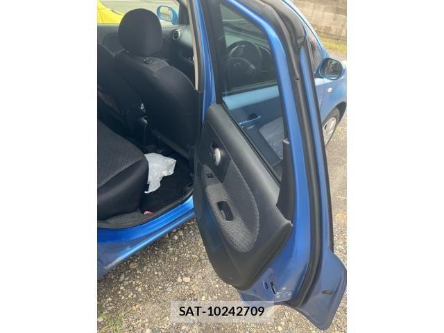 Nissan NOTE 2012-03 8660801-13