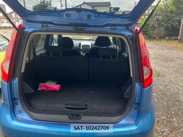 Nissan NOTE 2012-03 8660801-14