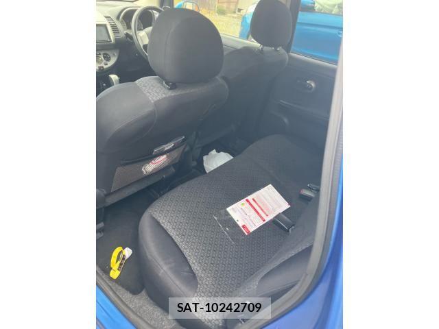 Nissan NOTE 2012-03 8660801-15