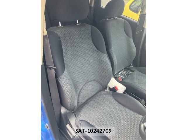 Nissan NOTE 2012-03 8660801-8