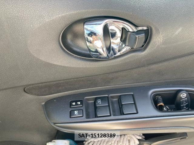 Nissan NOTE 2017-12 8666674-12