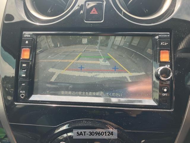 Nissan NOTE 2013-07 8660796-21
