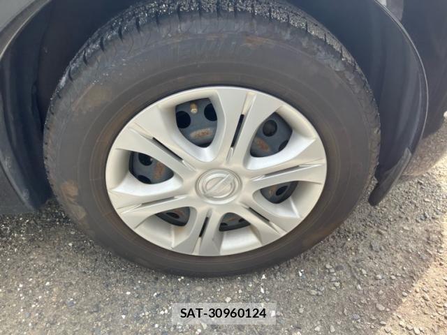 Nissan NOTE 2013-07 8660796-4
