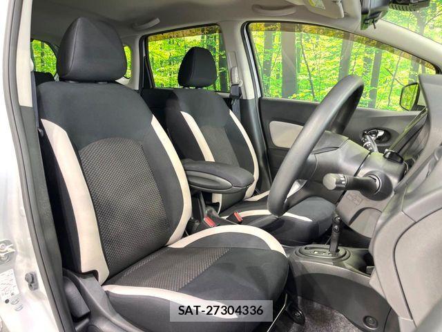 Nissan NOTE 2018-11 8666676-7