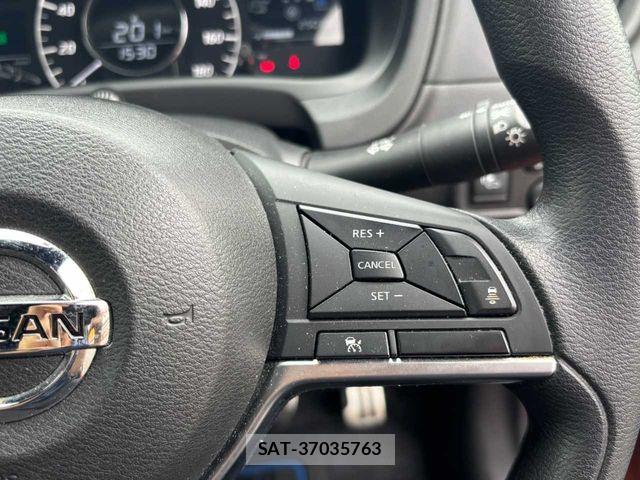 Nissan NOTE 2017-12 8666679-13