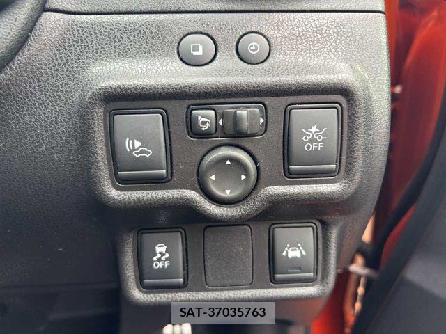 Nissan NOTE 2017-12 8666679-16