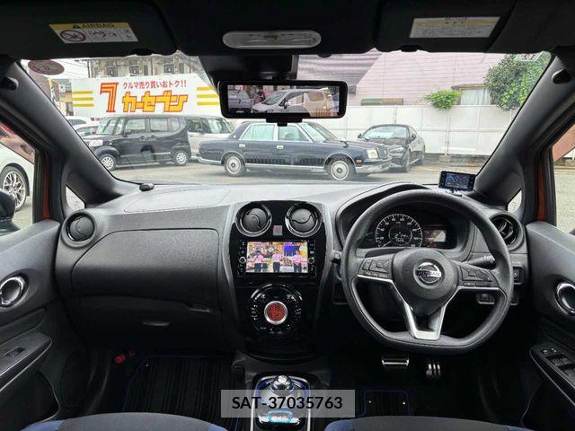 Nissan NOTE 2017-12 8666679-4