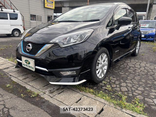 Nissan NOTE 2017-06 8660772-0