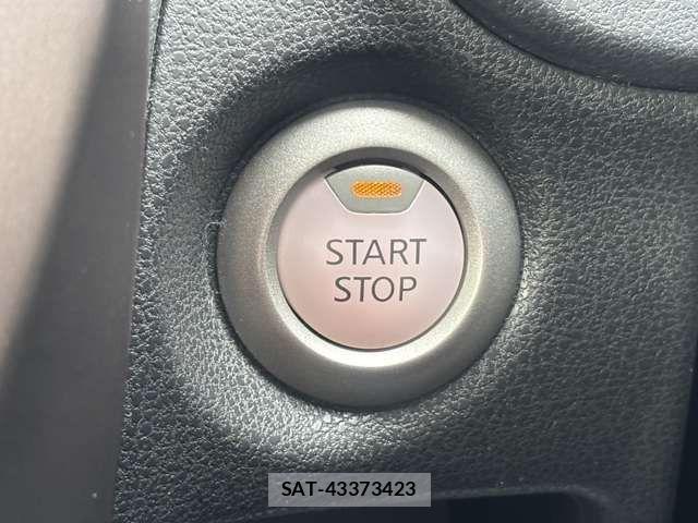 Nissan NOTE 2017-06 8660772-16