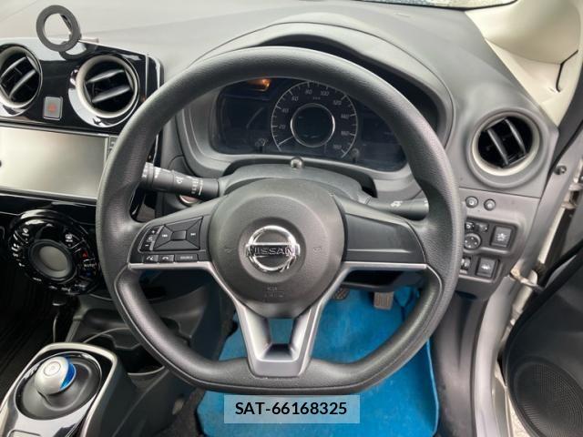 Nissan NOTE 2017-01 8660781-14