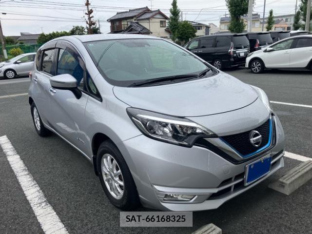 Nissan NOTE 2017-01 8660781-1