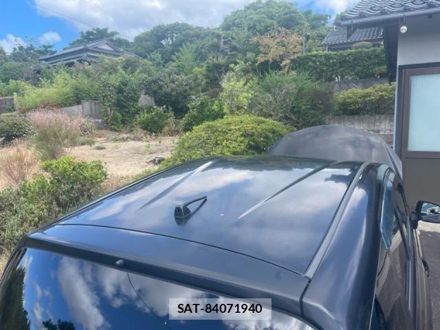 Nissan NOTE 2013-07 8660809-9