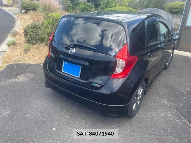 Nissan NOTE 2013-07 8660809-8