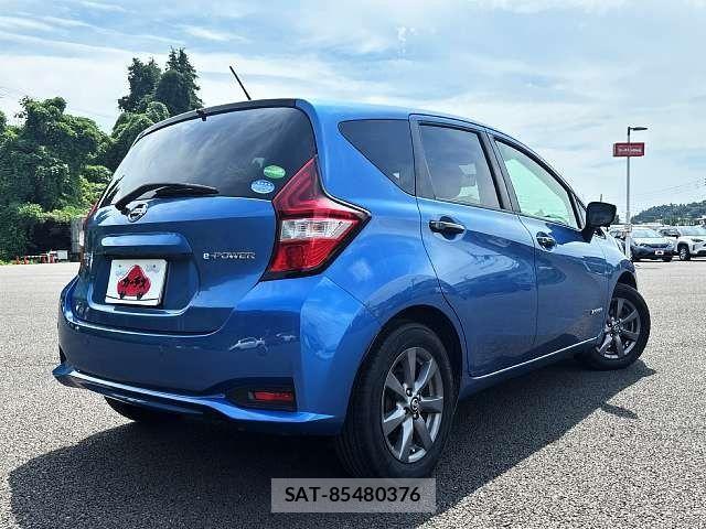 Nissan NOTE 2017-12 8660774-2