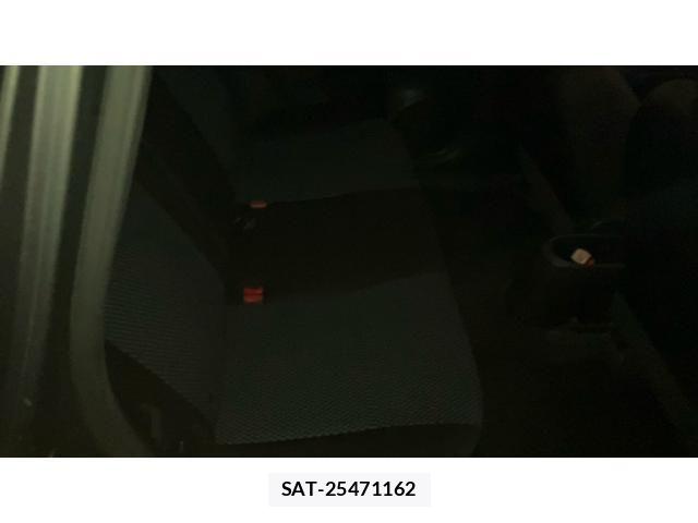 Nissan NOTE 2013-11 8660807-21