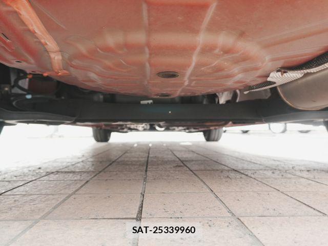 Nissan NOTE 2017-01 8666682-19