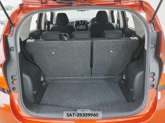 Nissan NOTE 2017-01 8666682-28